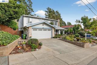 5827 Cold Water Drive, Castro Valley, CA 94552