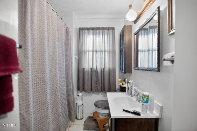 3356 Grandview Drive, Kingsport, TN 37660