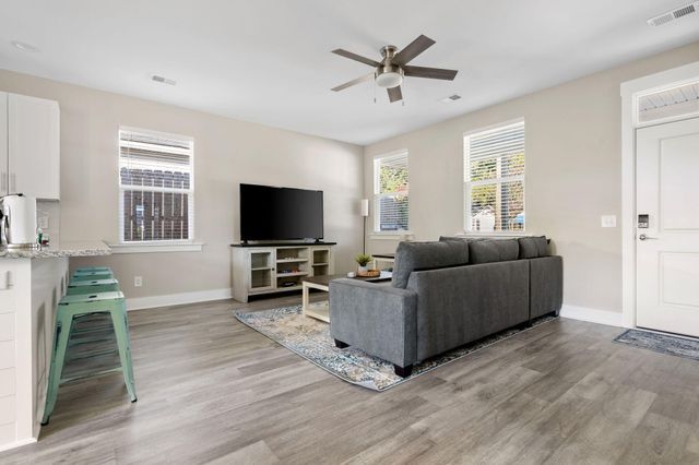 2664 Harvey Avenue, North Charleston, SC 29405