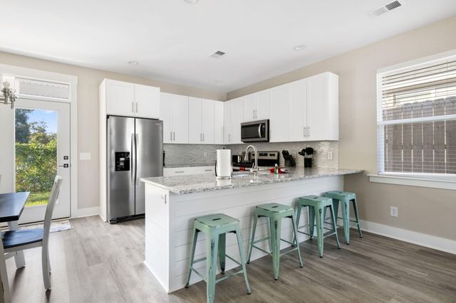 2664 Harvey Avenue, North Charleston, SC 29405