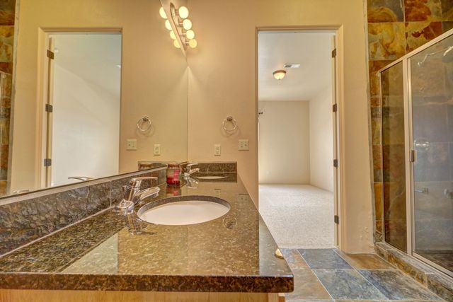 1405 Vegas Verdes 315, Santa Fe, NM 87507