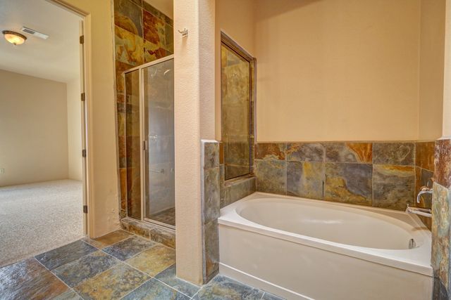 1405 Vegas Verdes 315, Santa Fe, NM 87507