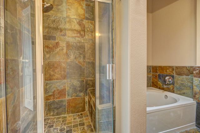 1405 Vegas Verdes 315, Santa Fe, NM 87507