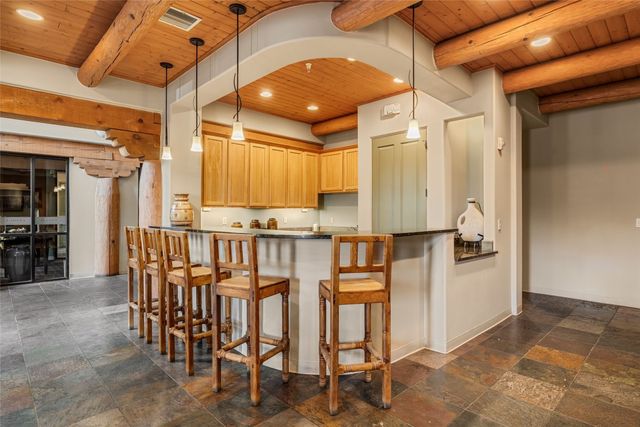 1405 Vegas Verdes 315, Santa Fe, NM 87507