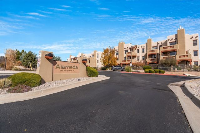 1405 Vegas Verdes 315, Santa Fe, NM 87507