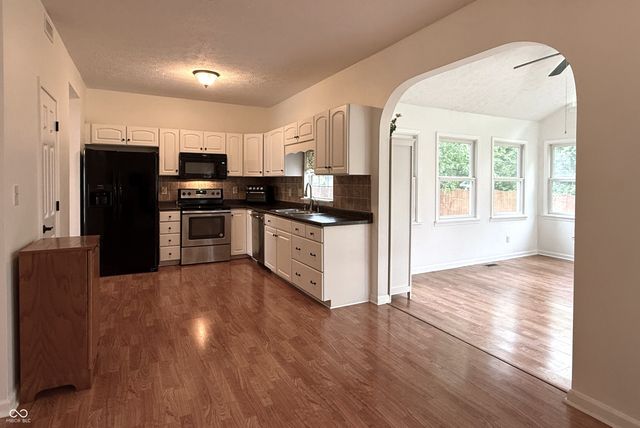 6101 E Terhune Court, Camby, IN 46113