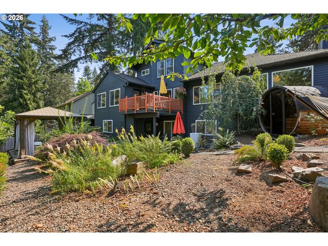 1345 TROON Dr, West Linn, OR 97068