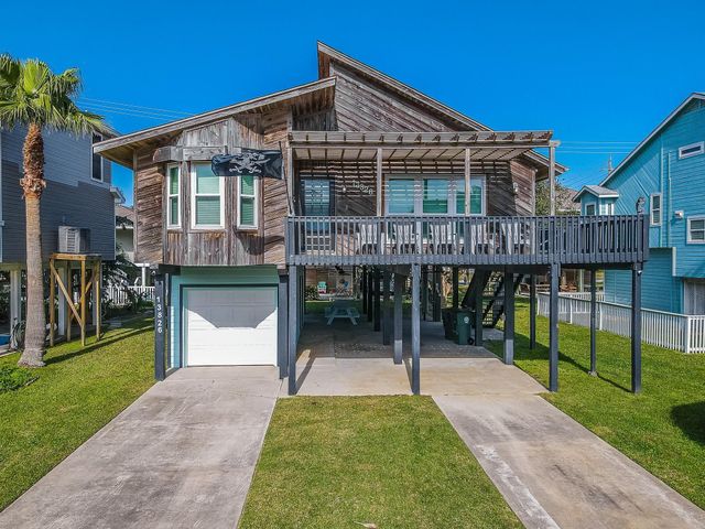 13826 Pirates Beach Boulevard, Galveston, TX 77554