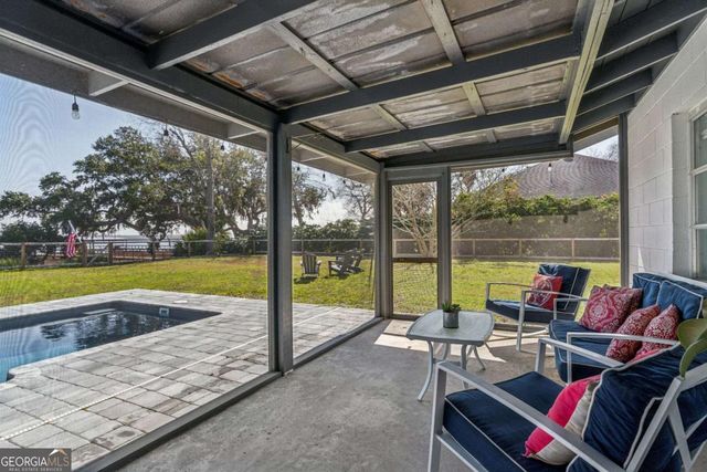 673 Hickory Bluff Drive, Waverly, GA 31565