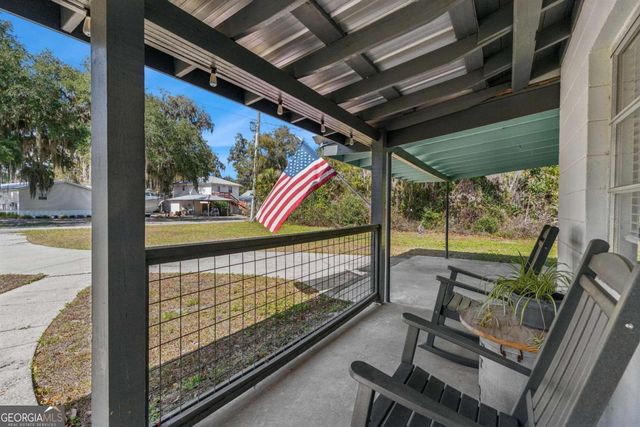 673 Hickory Bluff Drive, Waverly, GA 31565