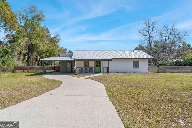 673 Hickory Bluff Drive, Waverly, GA 31565