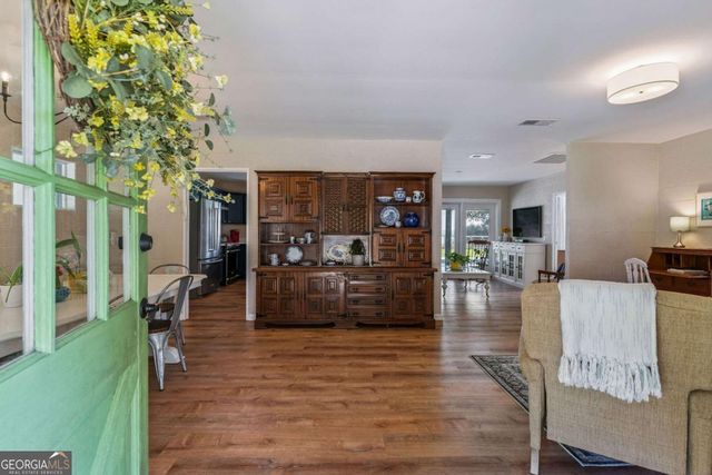 673 Hickory Bluff Drive, Waverly, GA 31565