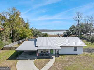 673 Hickory Bluff Drive, Waverly, GA 31565