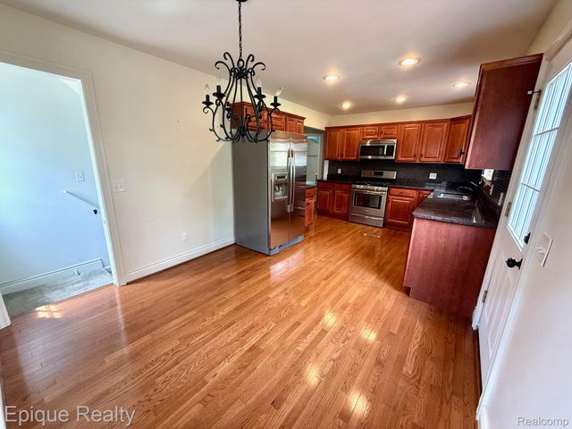 1846 Oakshire Avenue, Berkley, MI 48072