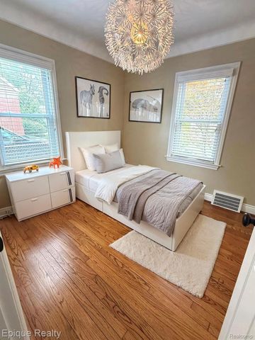 1846 Oakshire Avenue, Berkley, MI 48072