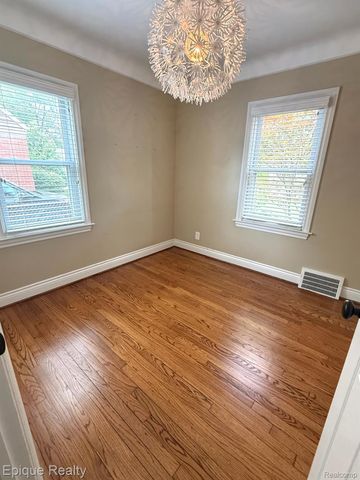 1846 Oakshire Avenue, Berkley, MI 48072