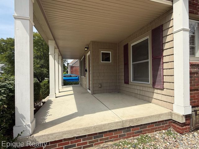 1846 Oakshire Avenue, Berkley, MI 48072