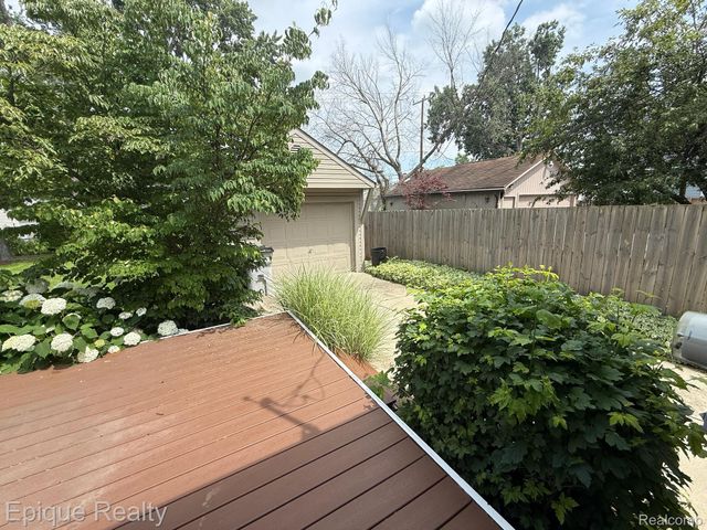 1846 Oakshire Avenue, Berkley, MI 48072