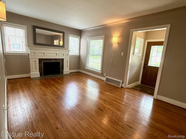1846 Oakshire Avenue, Berkley, MI 48072