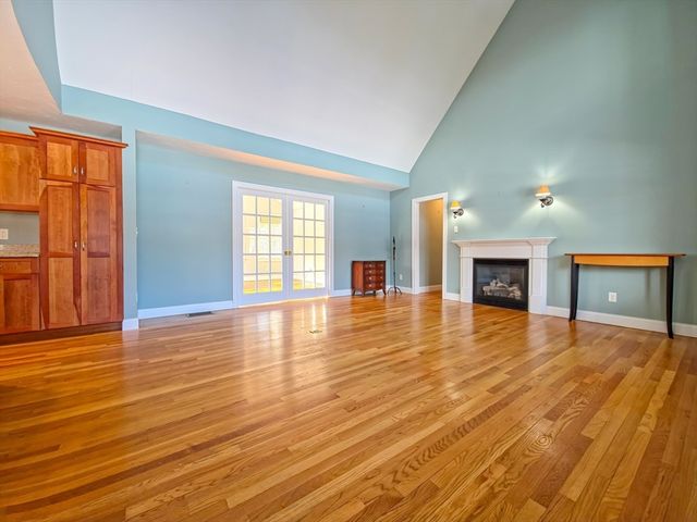 12 Doves Wing Rd, Yarmouth, MA 02664