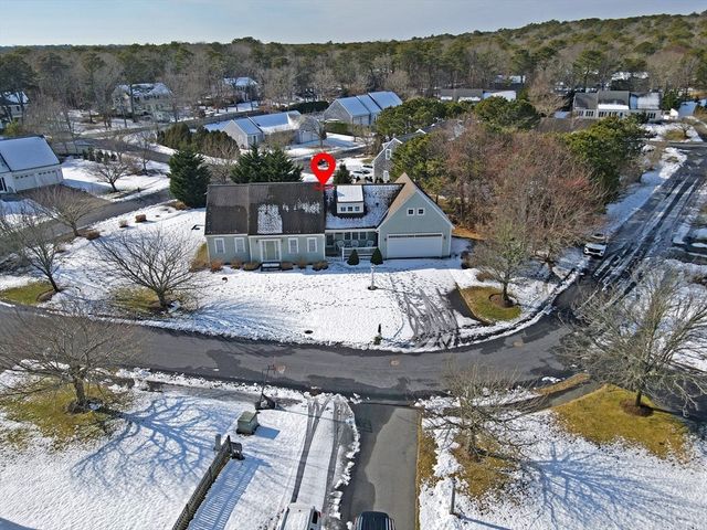 12 Doves Wing Rd, Yarmouth, MA 02664