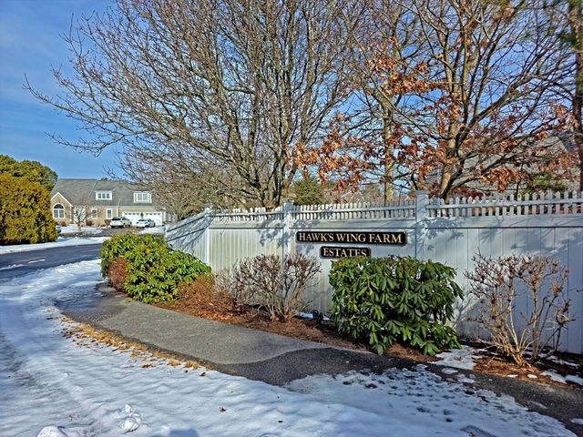 12 Doves Wing Rd, Yarmouth, MA 02664