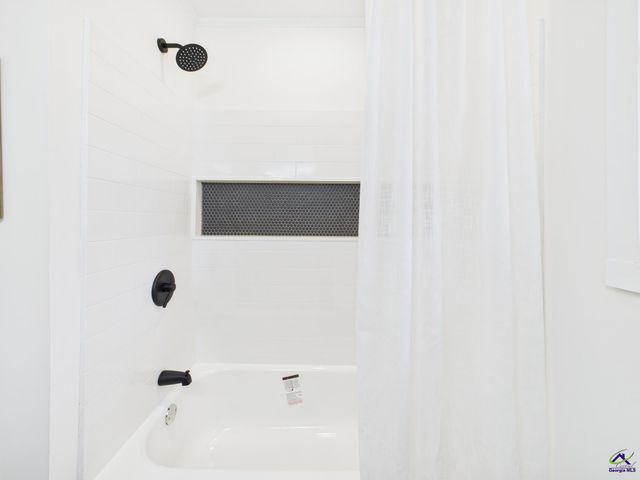 2489 Locksley Drive, Macon, GA 31206