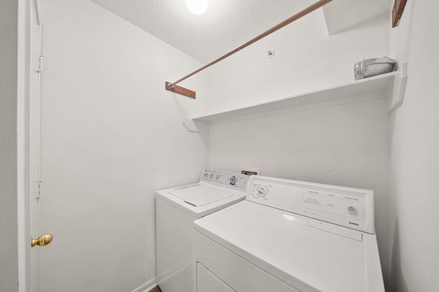 8051 Bay Branch Drive 421, The Woodlands, TX 77382