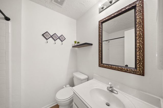 8051 Bay Branch Drive 421, The Woodlands, TX 77382