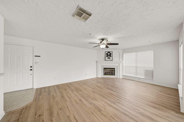 8051 Bay Branch Drive 421, The Woodlands, TX 77382