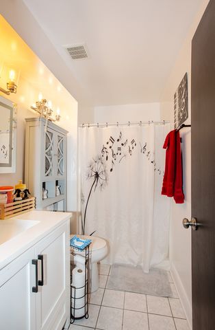 443 Danielle Road, Matteson, IL 60443