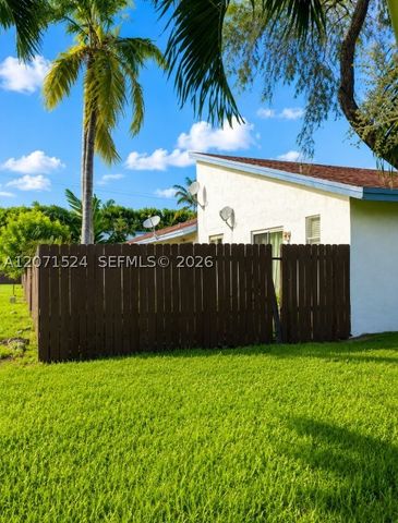 28012 SW 140th Ct, Homestead, FL 33033