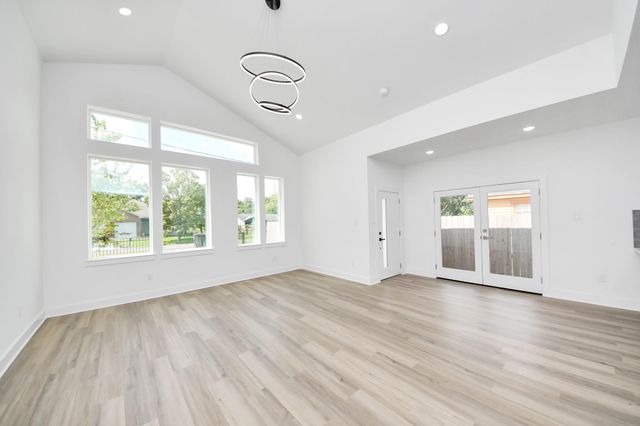 8109 Hamlet Street, Houston, TX 77078