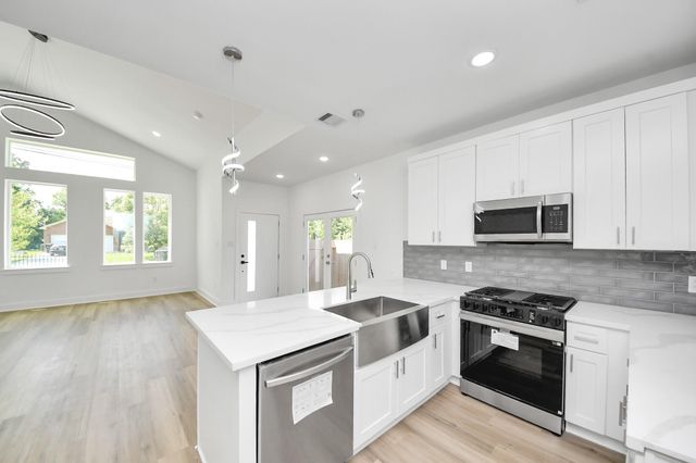8109 Hamlet Street, Houston, TX 77078