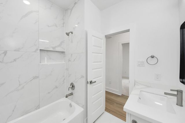 8109 Hamlet Street, Houston, TX 77078