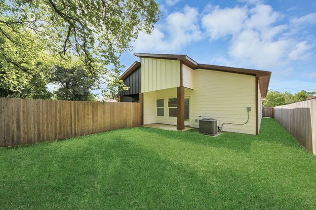 8109 Hamlet Street, Houston, TX 77078