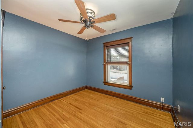 3528 Kingsland Court, St Louis, MO 63111