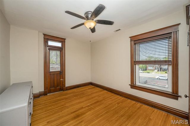 3528 Kingsland Court, St Louis, MO 63111