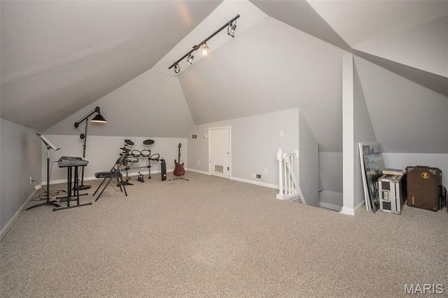 3528 Kingsland Court, St Louis, MO 63111