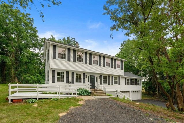 125 Bayview Ave, Berkley, MA 02779