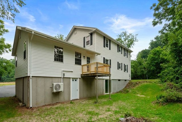 125 Bayview Ave, Berkley, MA 02779