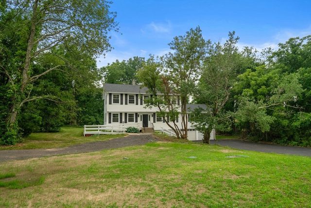 125 Bayview Ave, Berkley, MA 02779