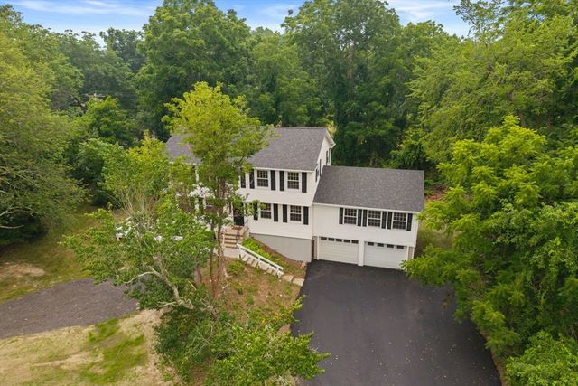 125 Bayview Ave, Berkley, MA 02779