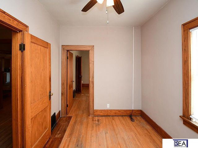 2916 Arbor Street, Omaha, NE 68105