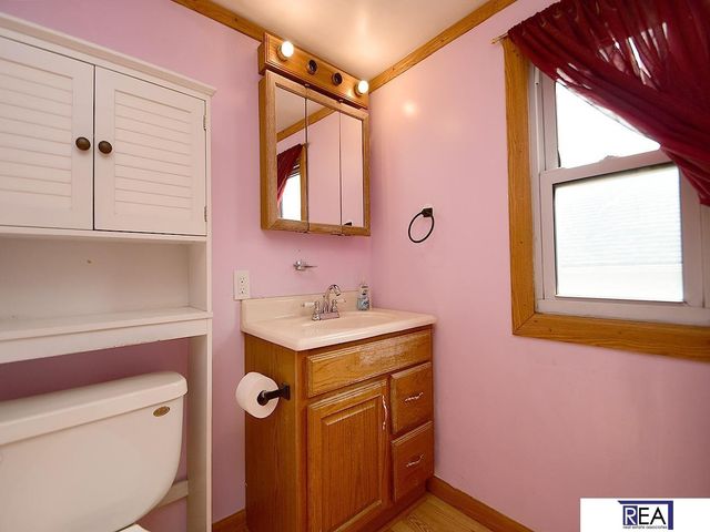 2916 Arbor Street, Omaha, NE 68105