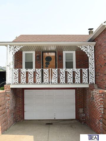 2916 Arbor Street, Omaha, NE 68105