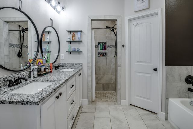 2419 FM 597, Abernathy, TX 79311