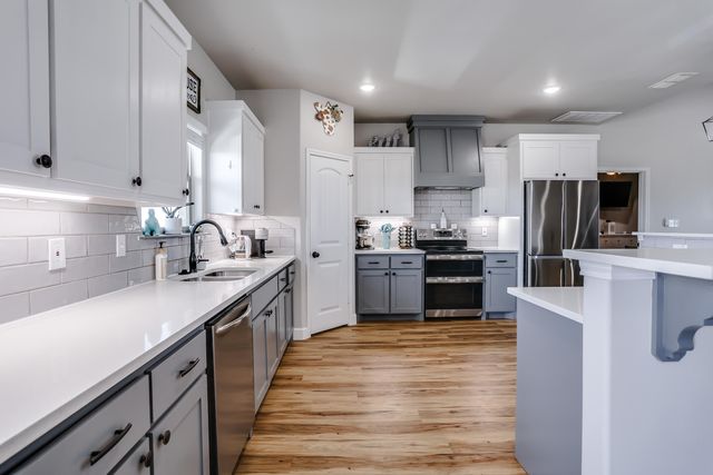 2419 FM 597, Abernathy, TX 79311