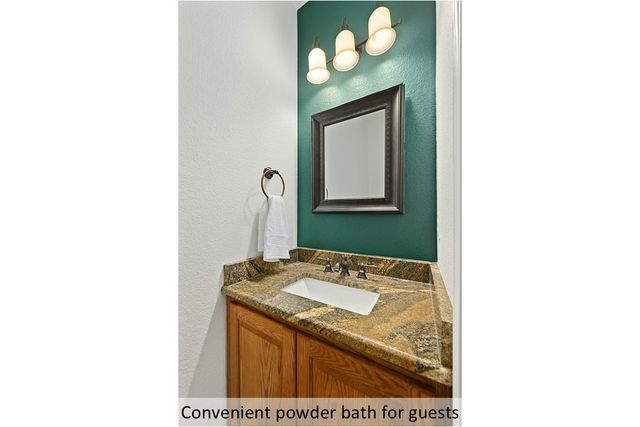 170 Woodland CT, Bastrop, TX 78602