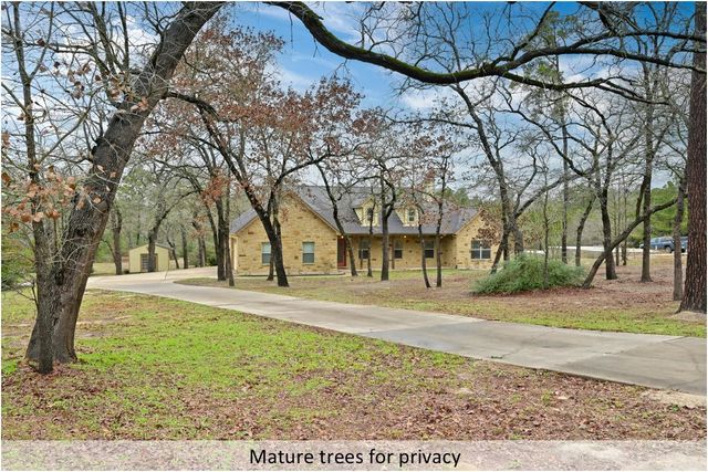 170 Woodland CT, Bastrop, TX 78602